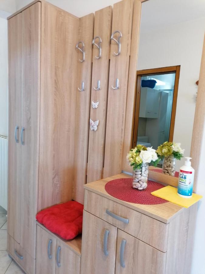 Apartment Varelija 布里比尔 外观 照片