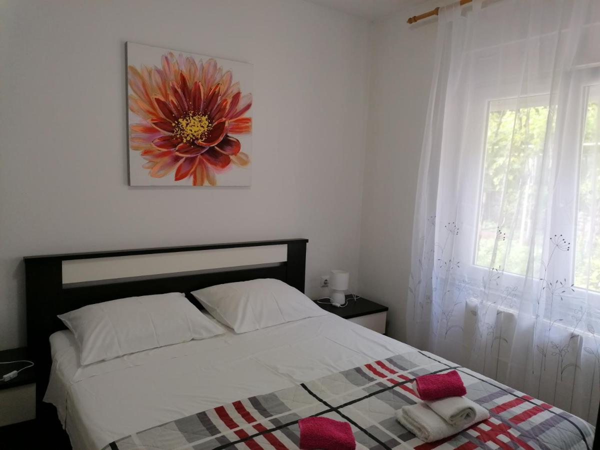 Apartment Varelija 布里比尔 外观 照片